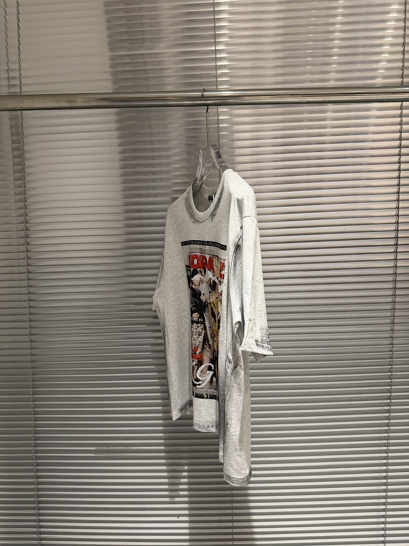 تي شيرت صيفي 2026 بتصميم ملصق  - مراجعة Streetwear Brand Poster وسعره
